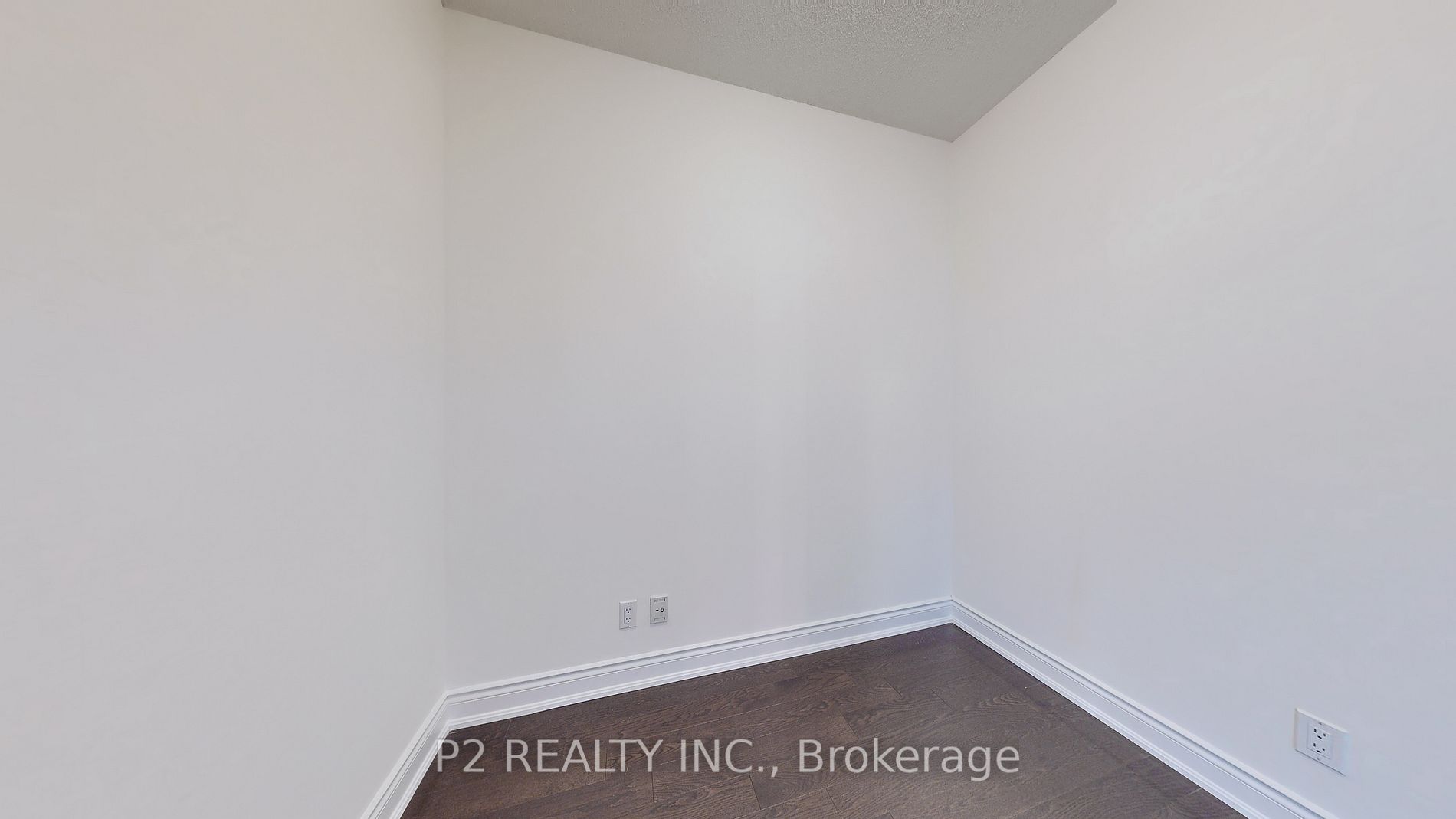 10 Bloorview Pl, #704
