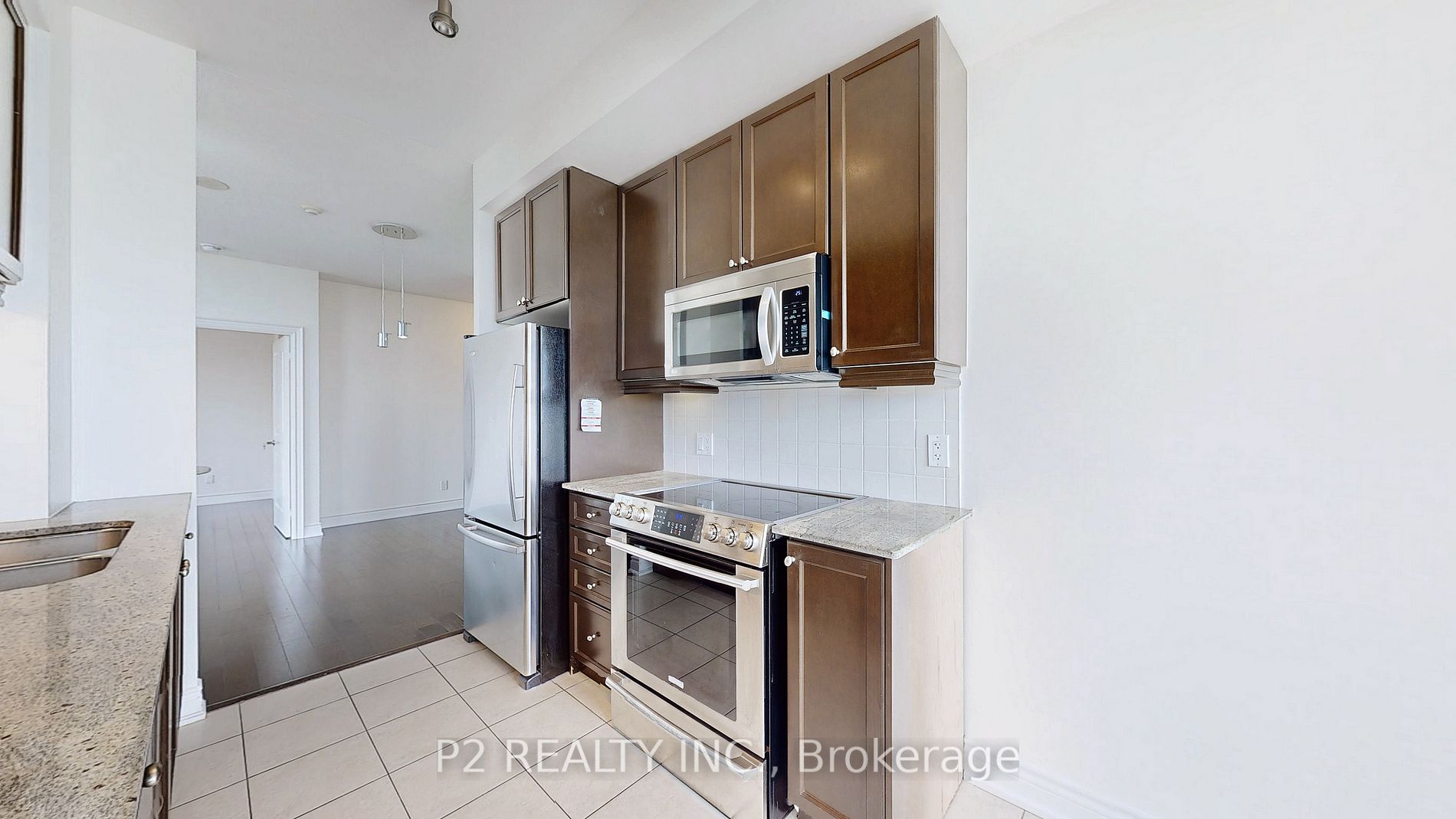 10 Bloorview Pl, #704