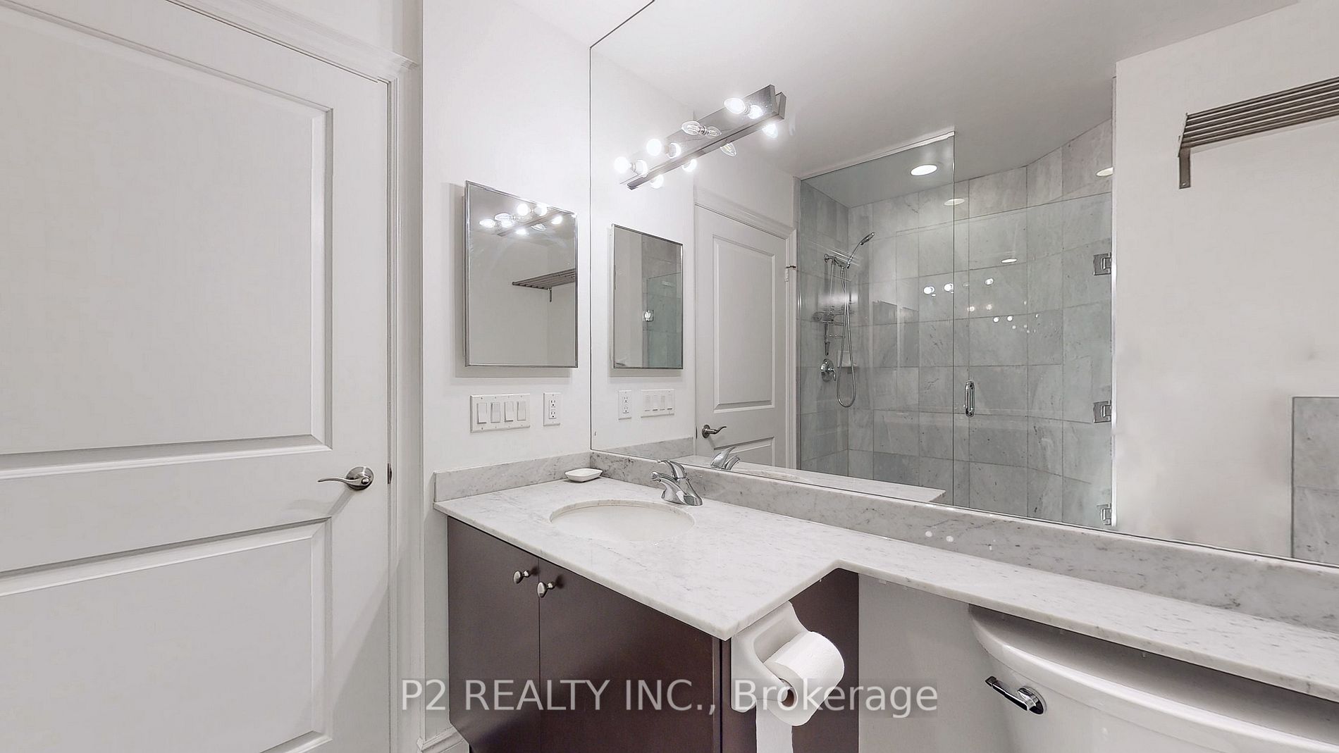 10 Bloorview Pl, #704