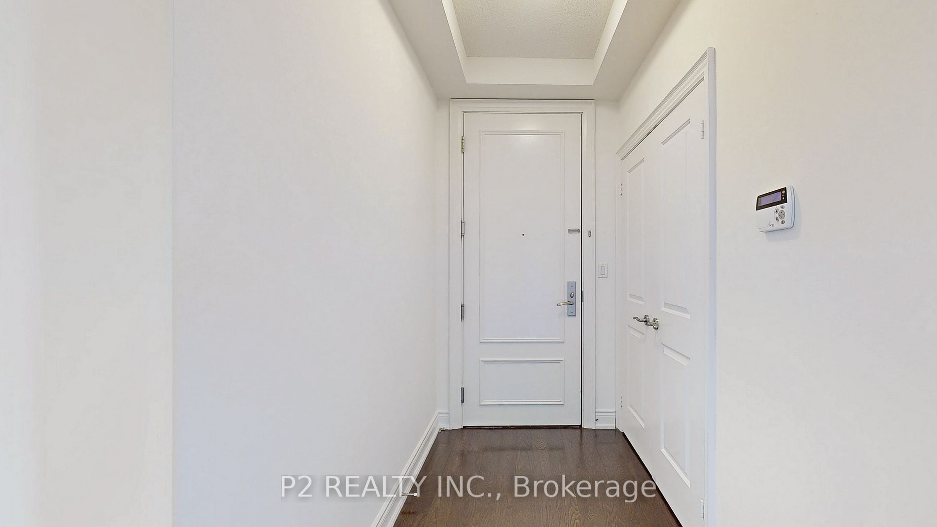 10 Bloorview Pl, #704