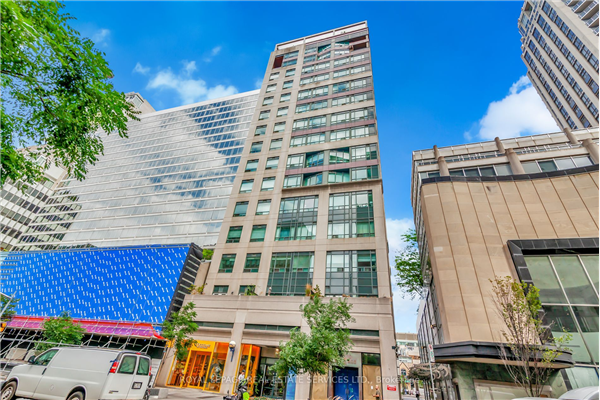 102 Bloor St W, Toronto