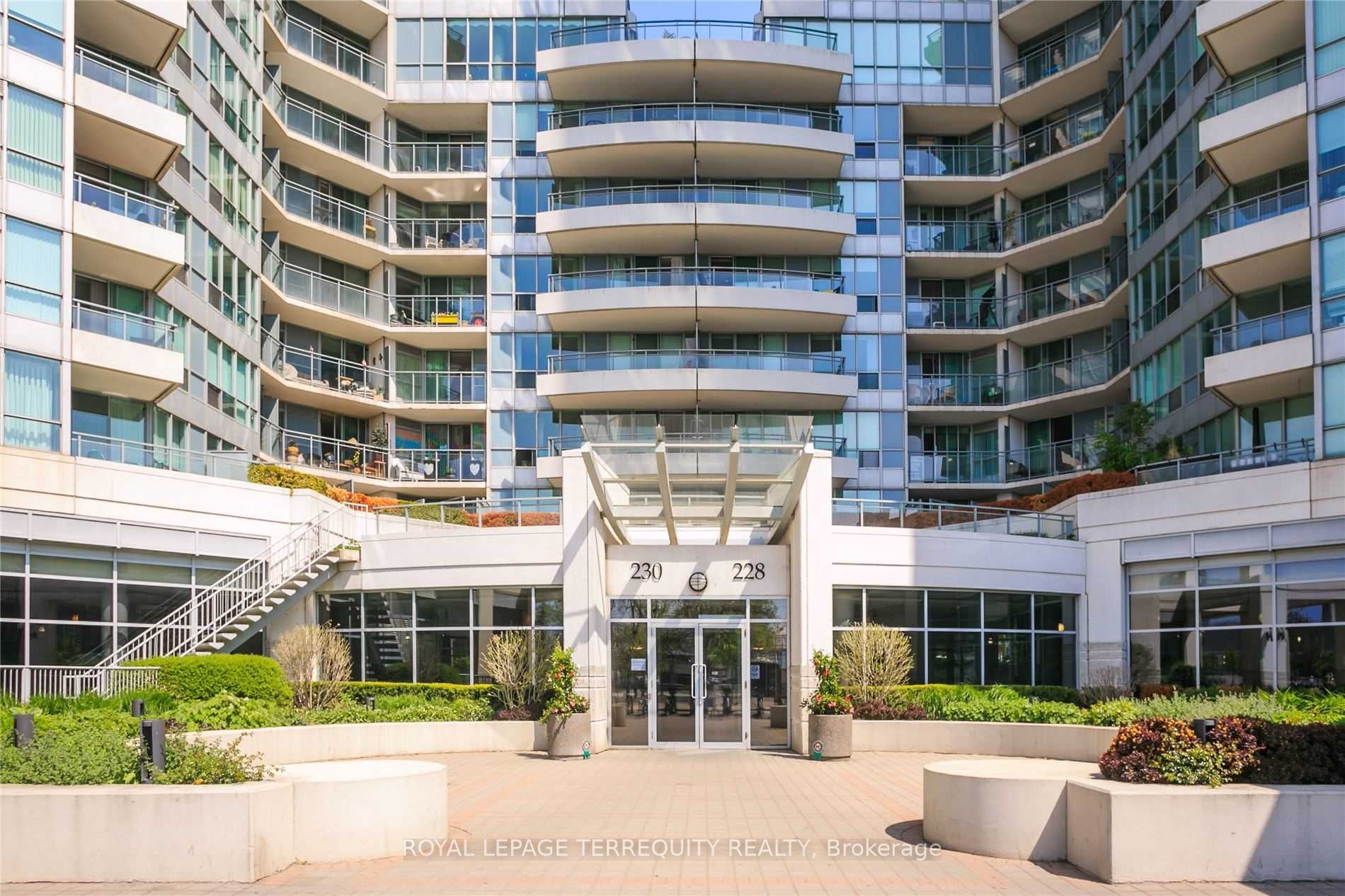 228 Queens Quay W, #1202