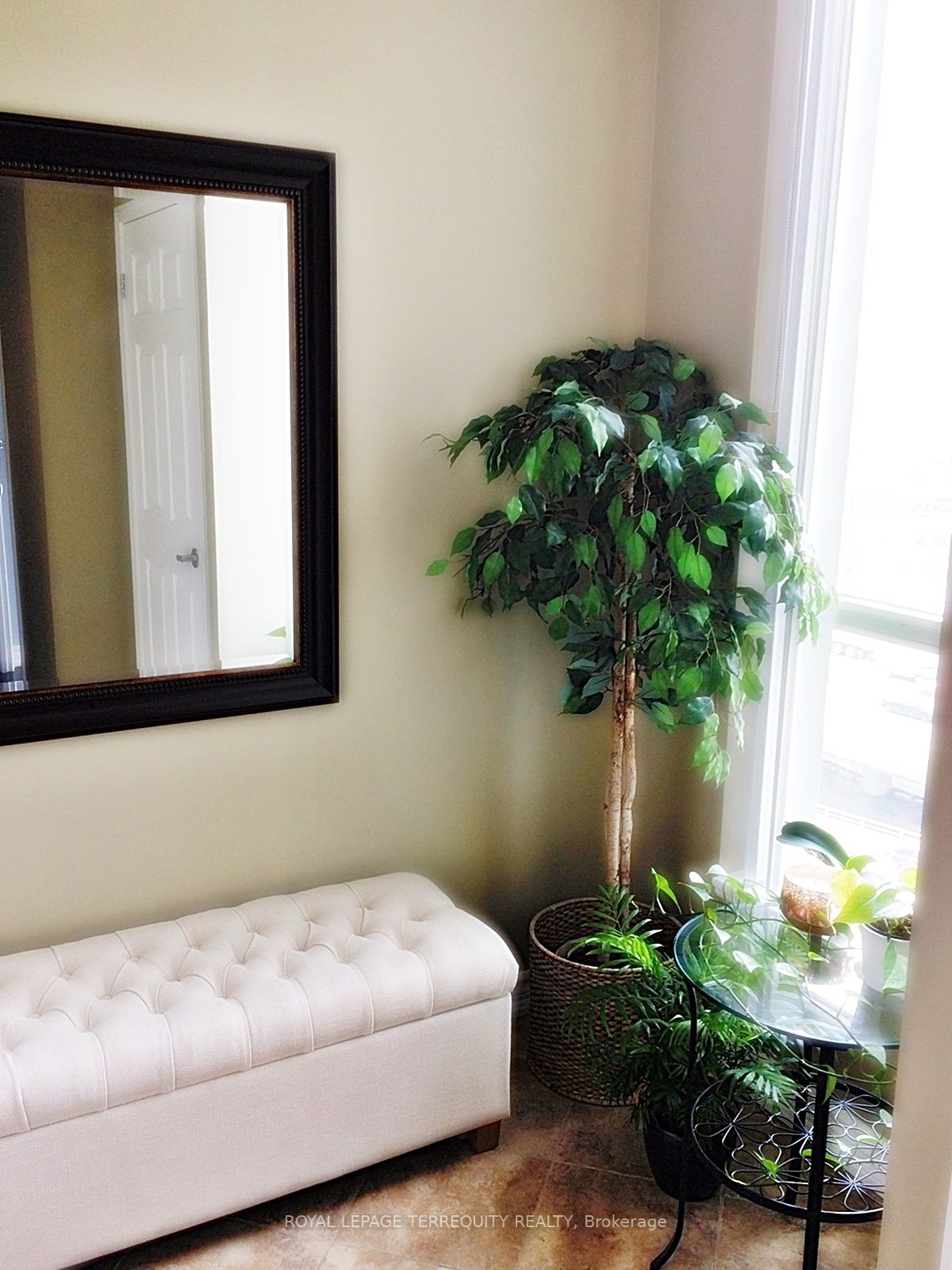 228 Queens Quay W, #1202