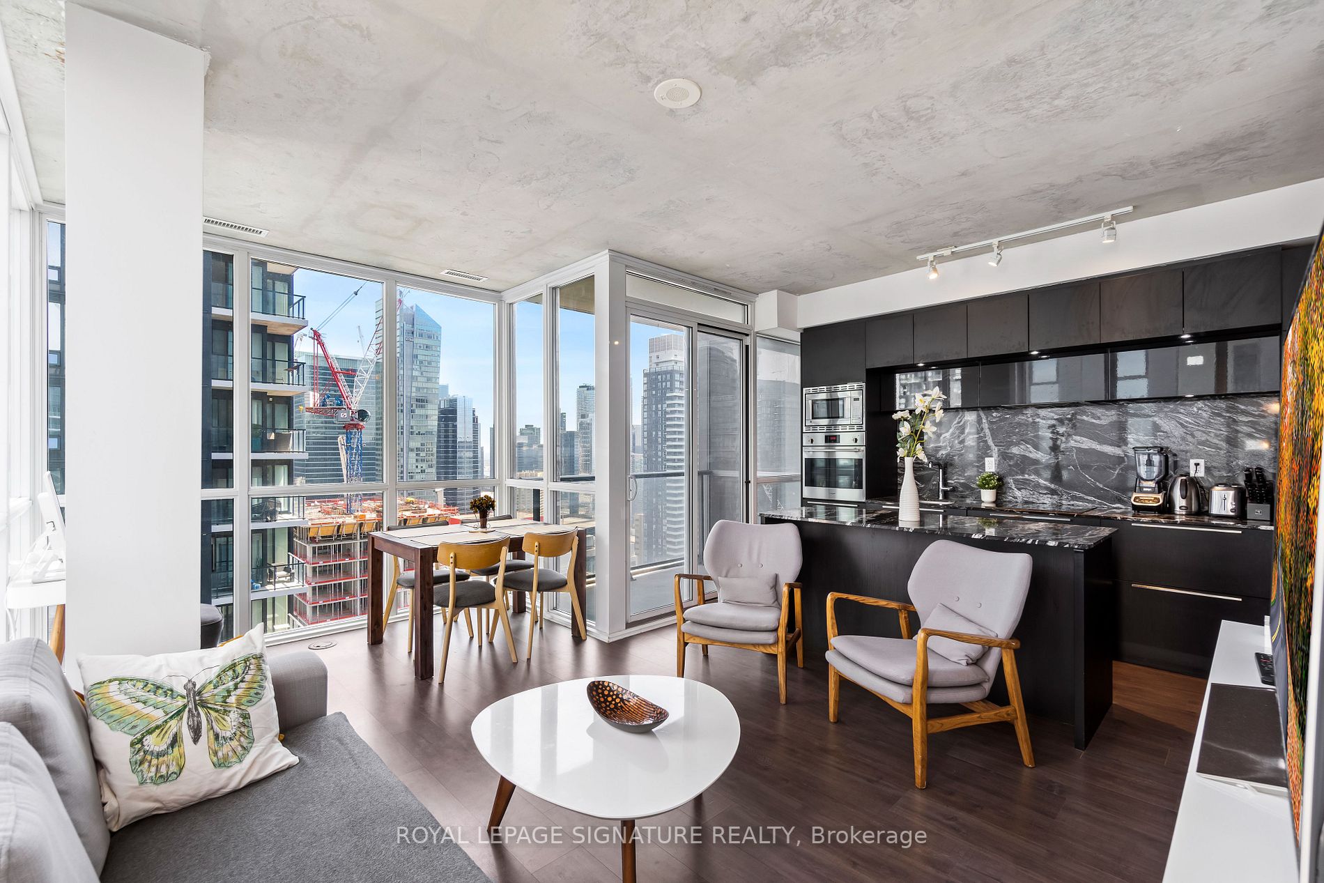 88 Blue Jays Way, #3402