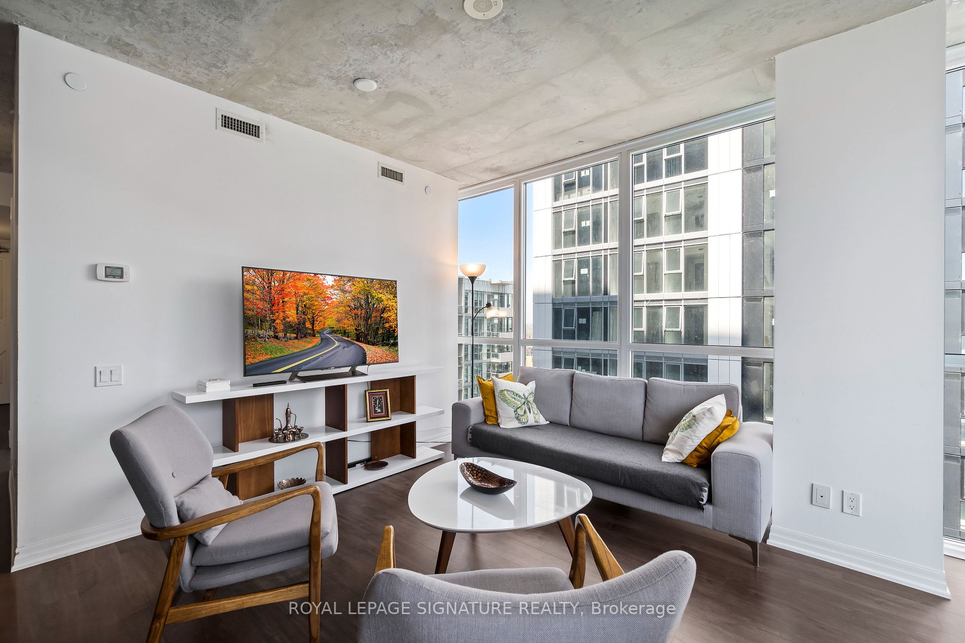 88 Blue Jays Way, #3402