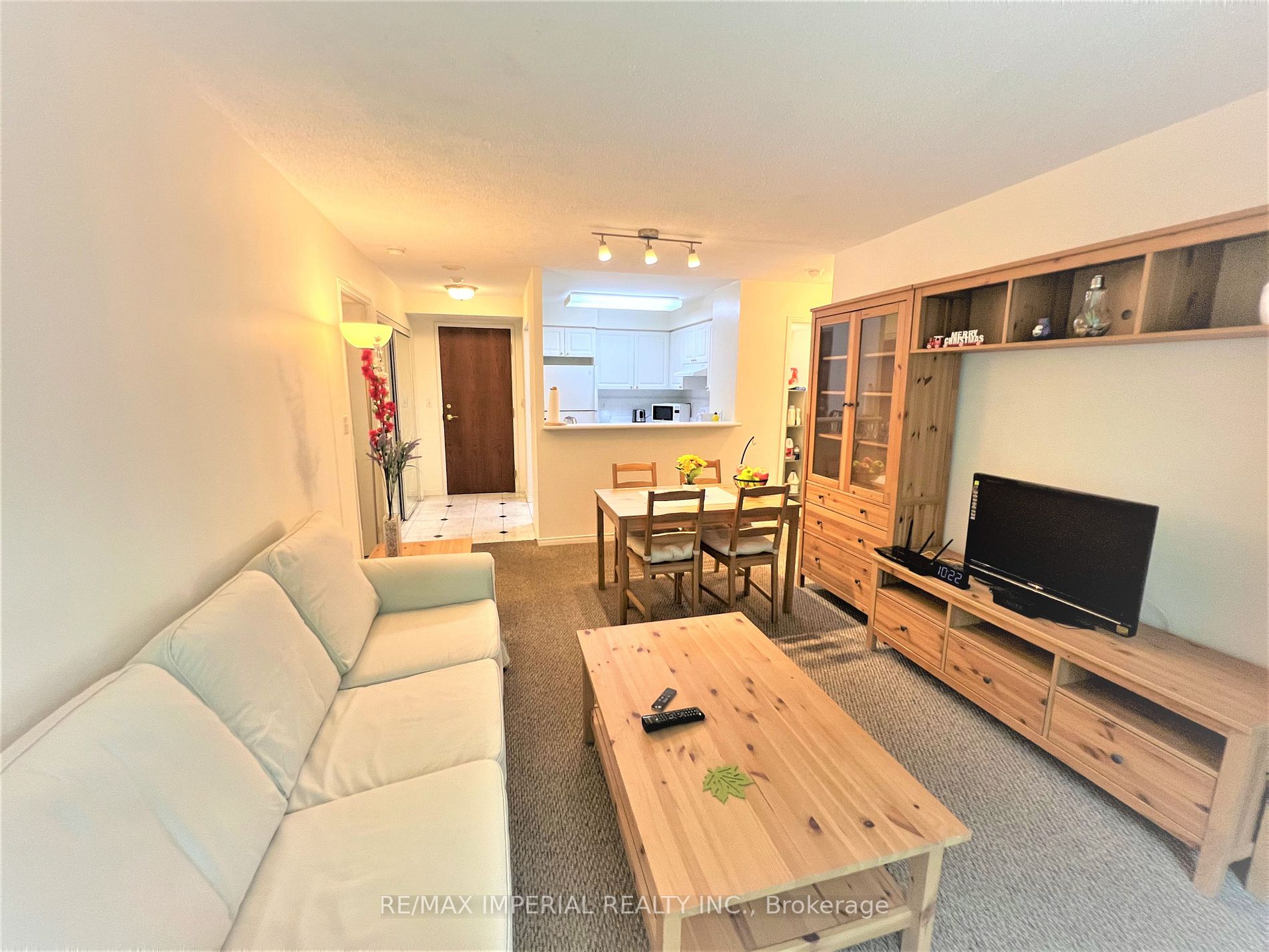 Listing C6752712 - Large Photo # 3