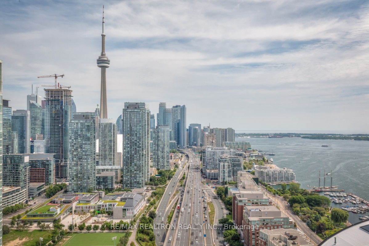 17 Bathurst Street, #4212