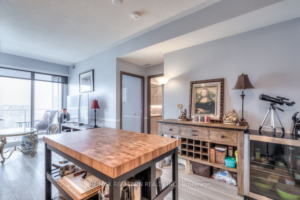17 Bathurst Street, #4212