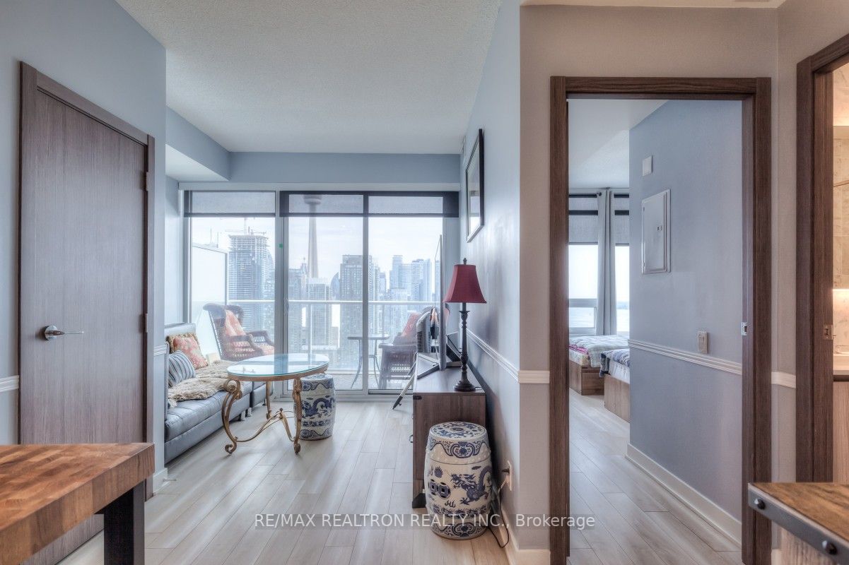 17 Bathurst Street, #4212