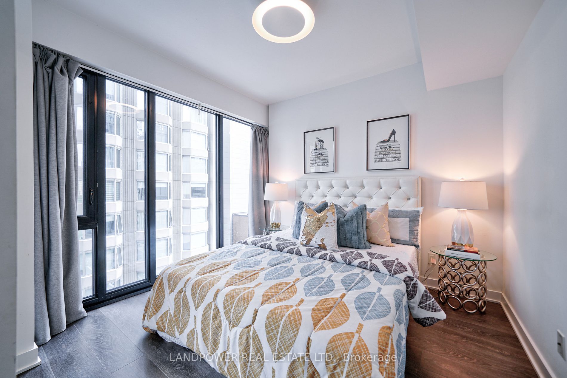 188 Cumberland St St E, #913