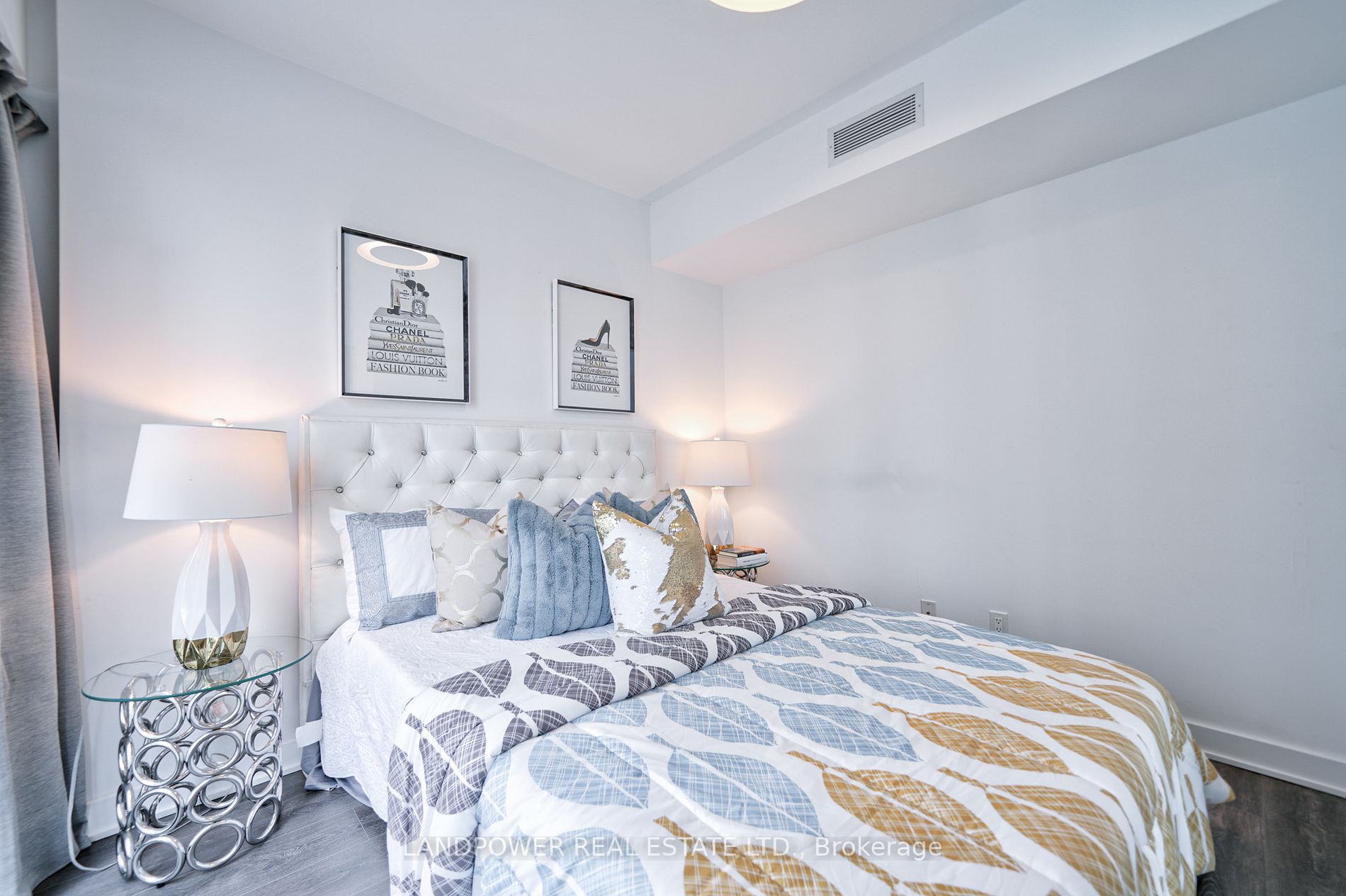 188 Cumberland St St E, #913