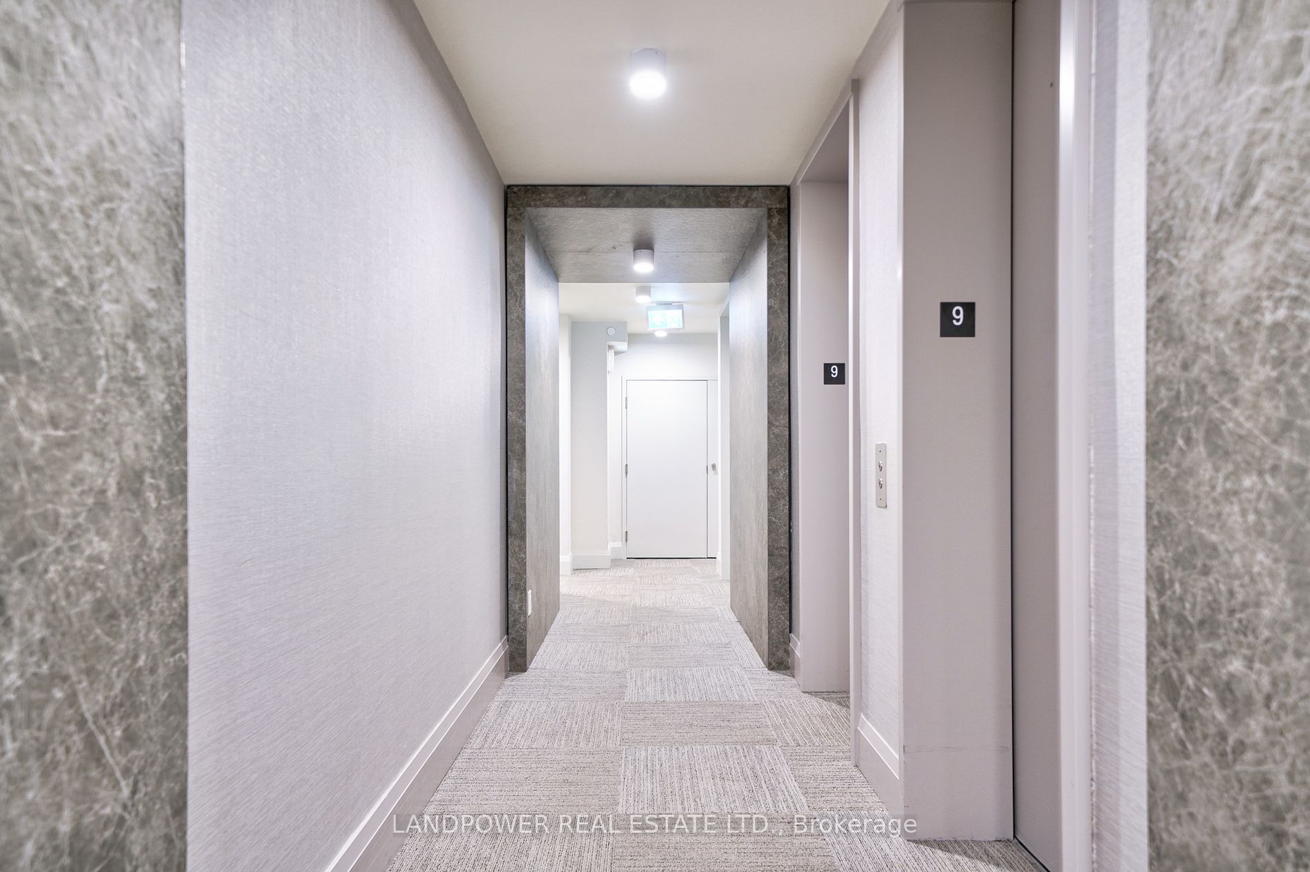 188 Cumberland St St E, #913