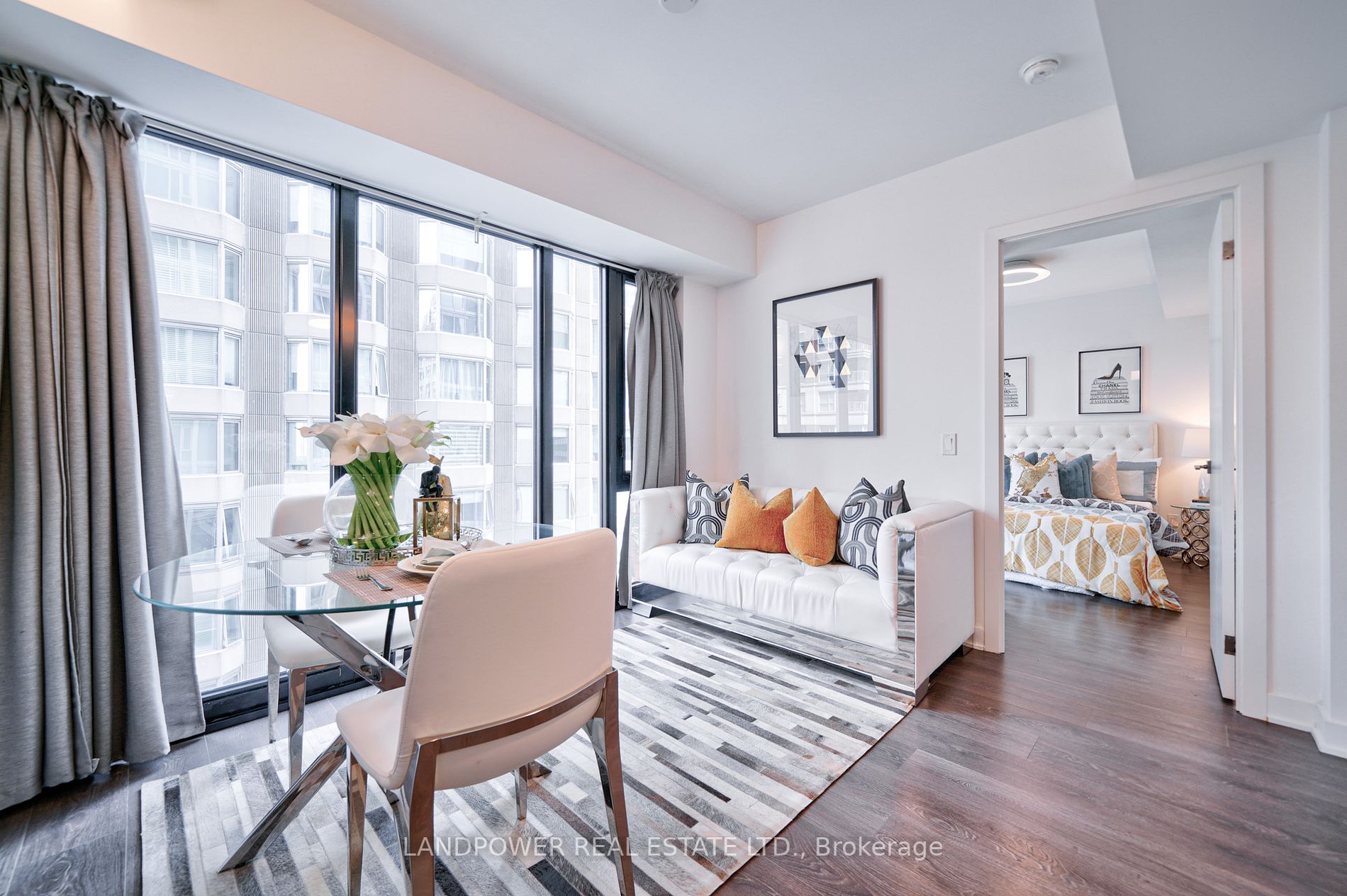 188 Cumberland St St E, #913