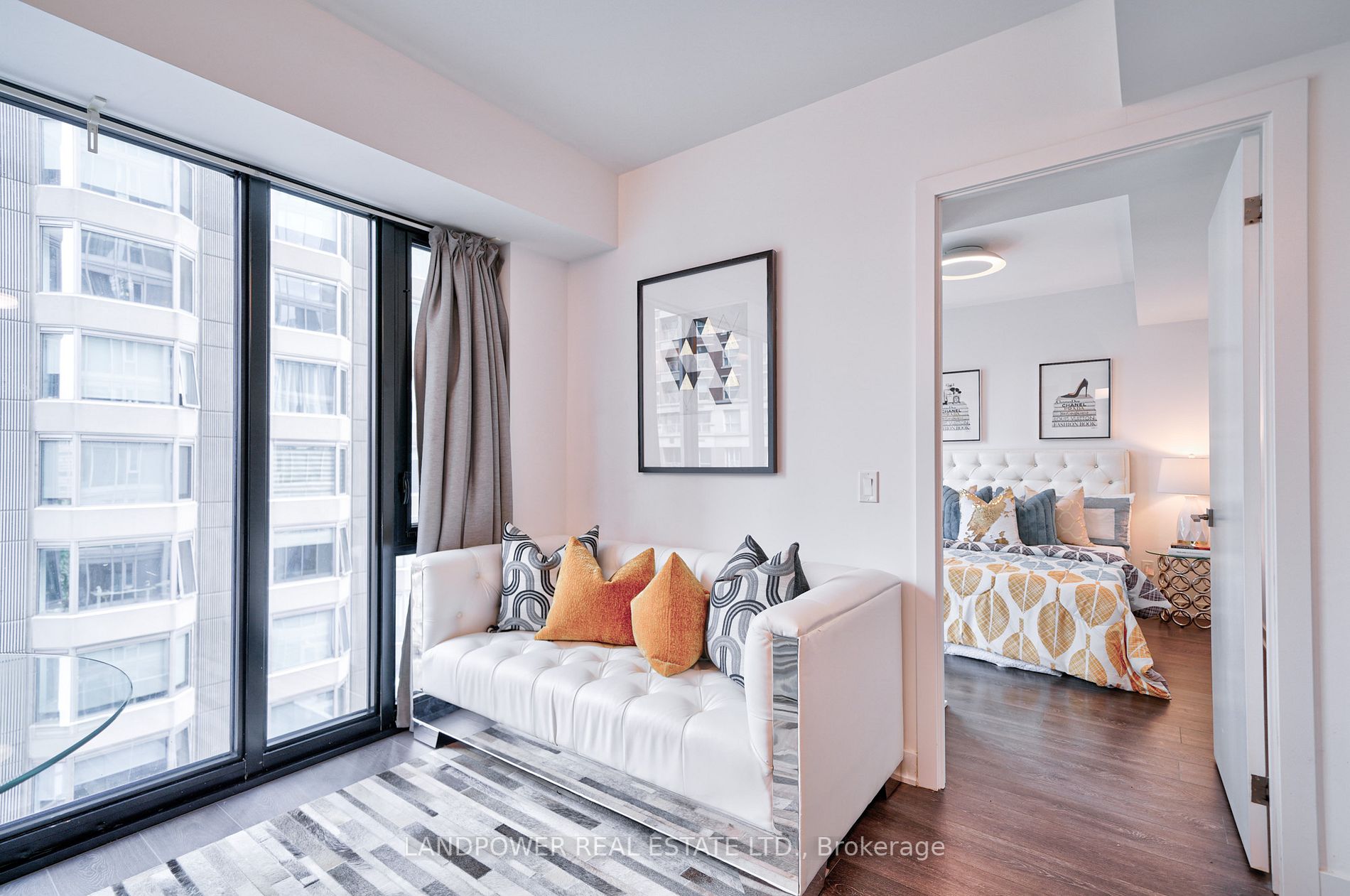 188 Cumberland St St E, #913