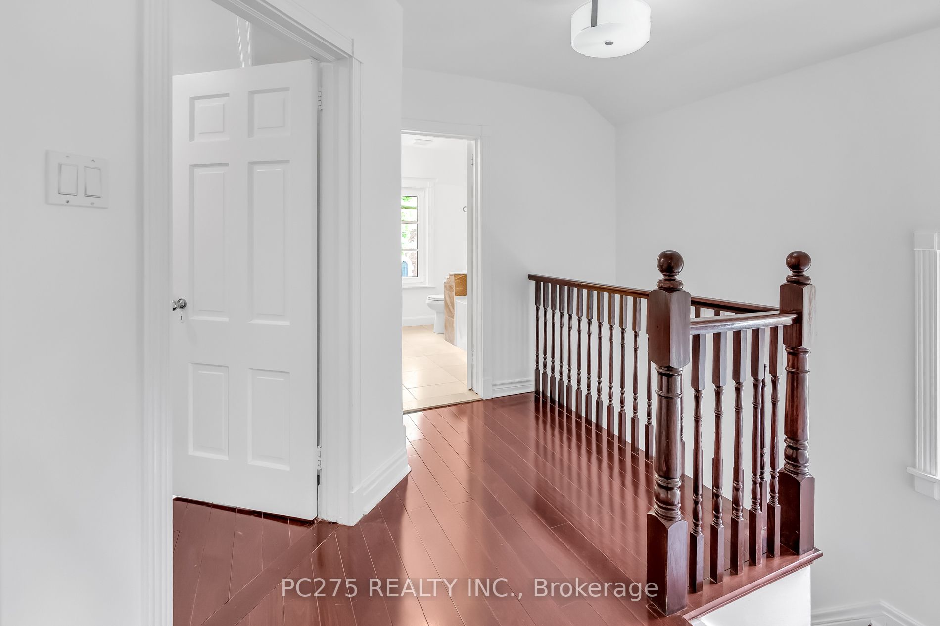 22 Duncannon Dr