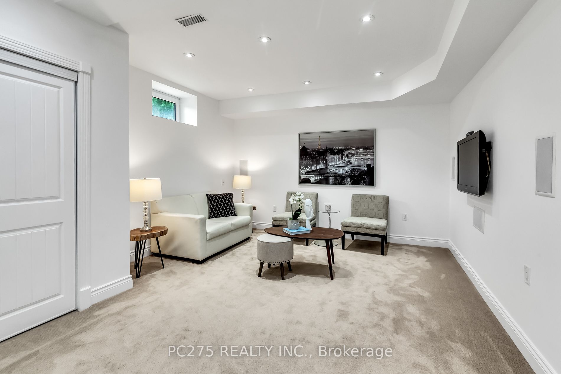 22 Duncannon Dr