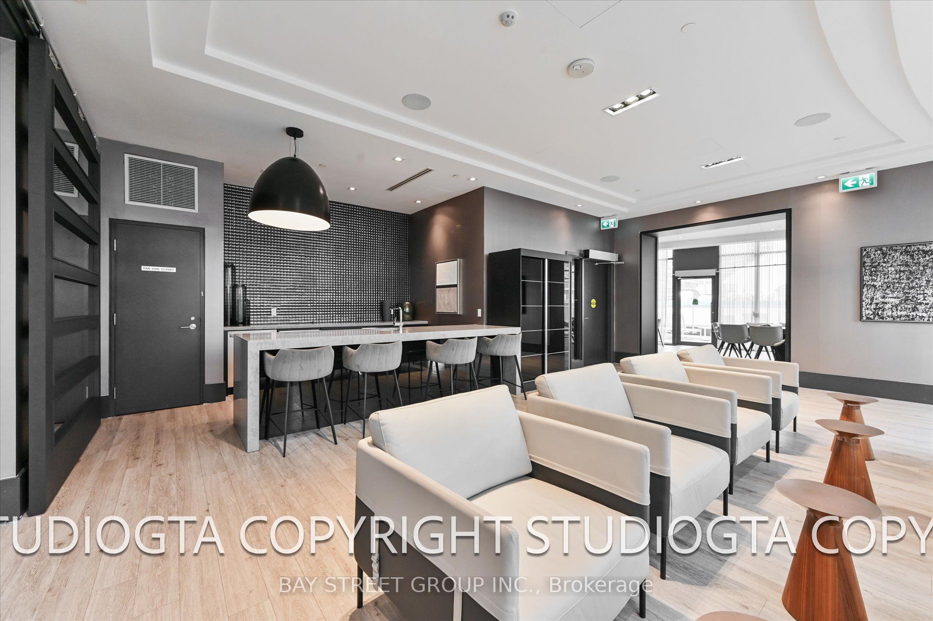 403 Church St, #3909