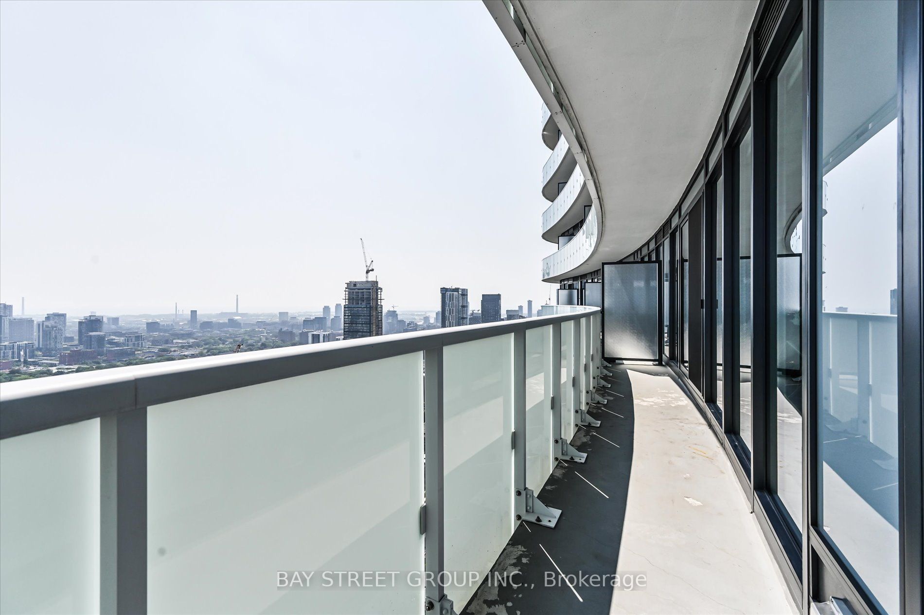 403 Church St, #3909