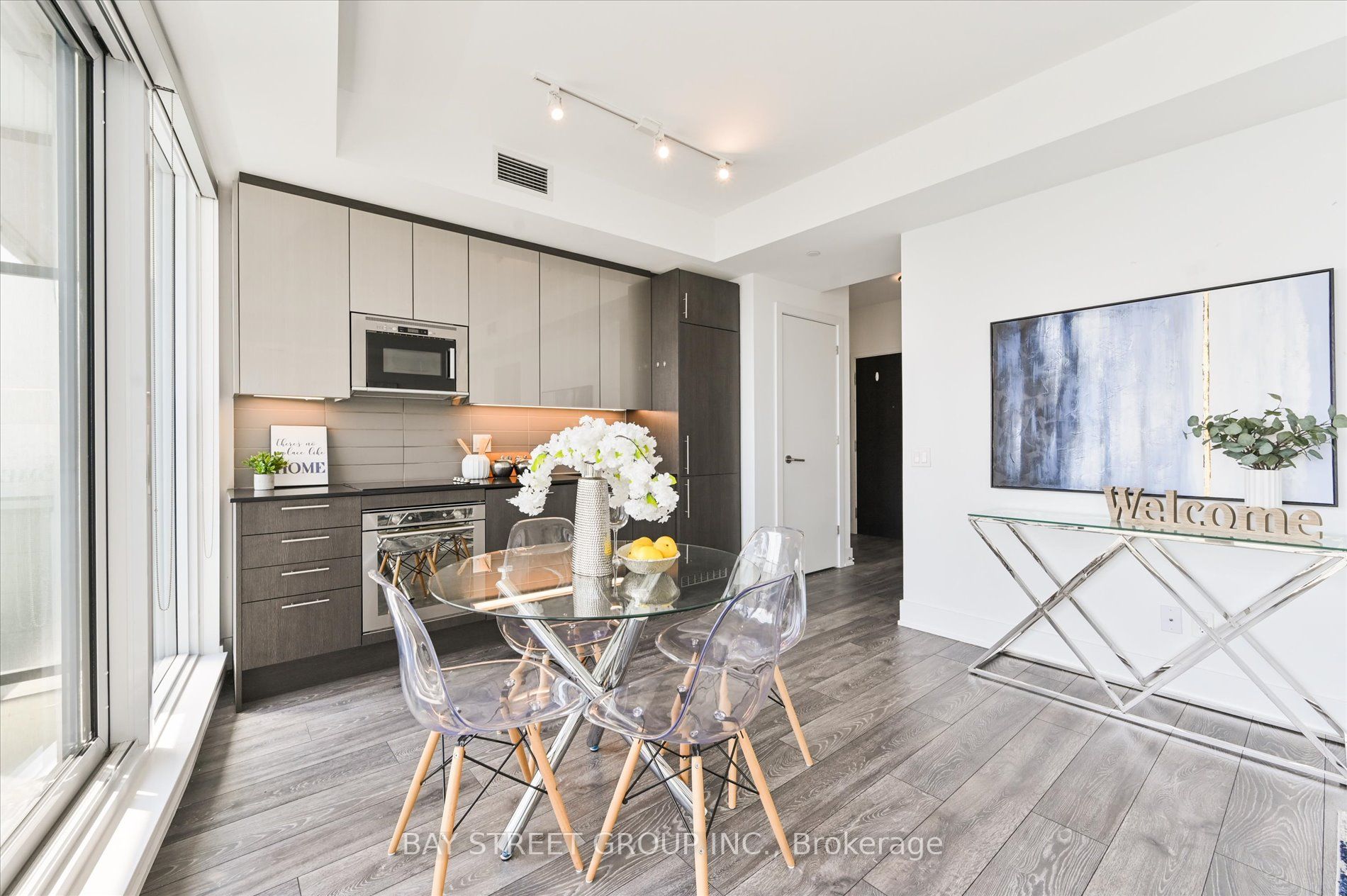403 Church St, #3909