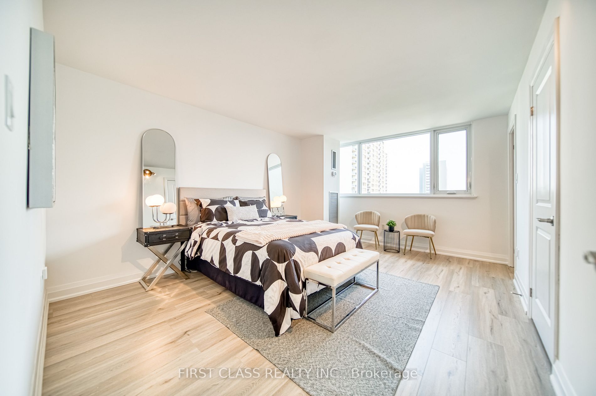 75 Wynford Heights Cres, #906