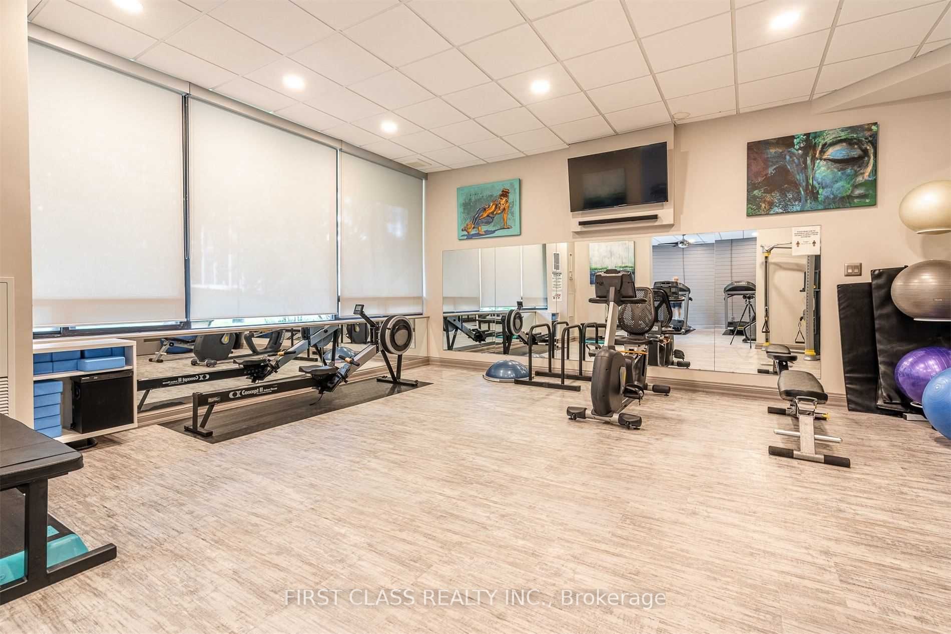 75 Wynford Heights Cres, #906