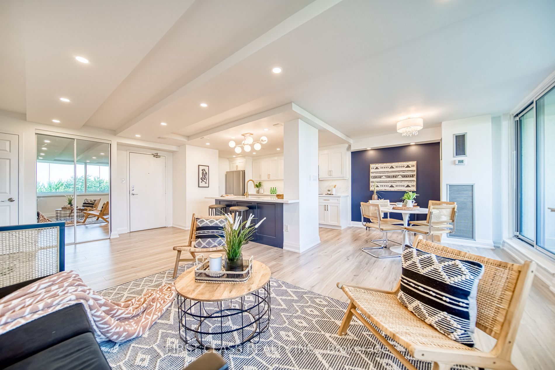 75 Wynford Heights Cres, #906