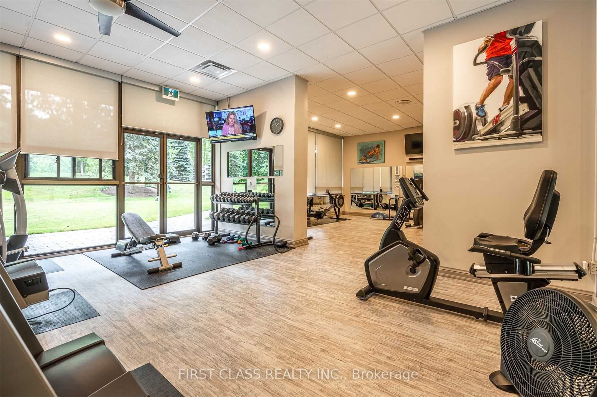75 Wynford Heights Cres, #906
