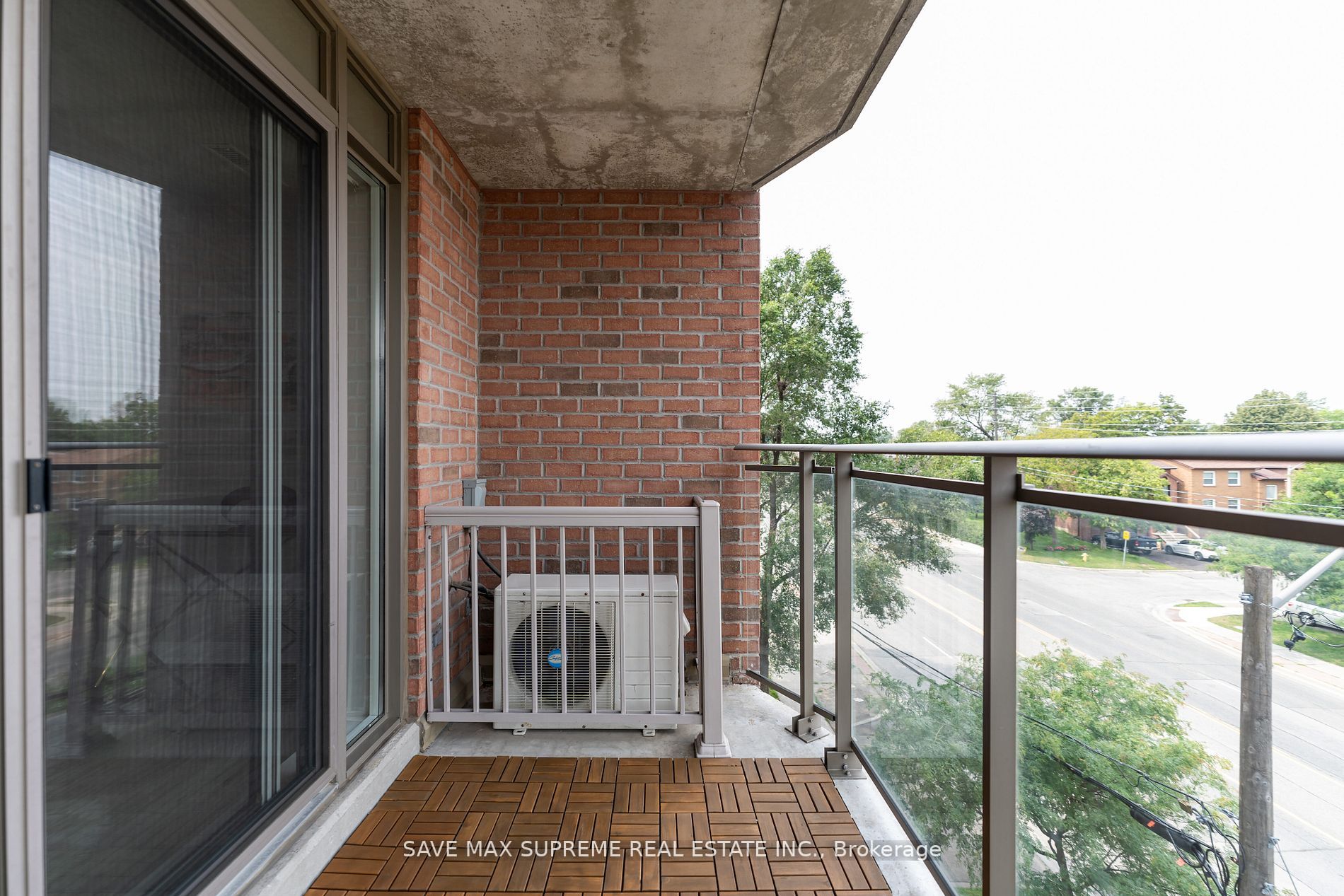 801 Sheppard Ave W, #515