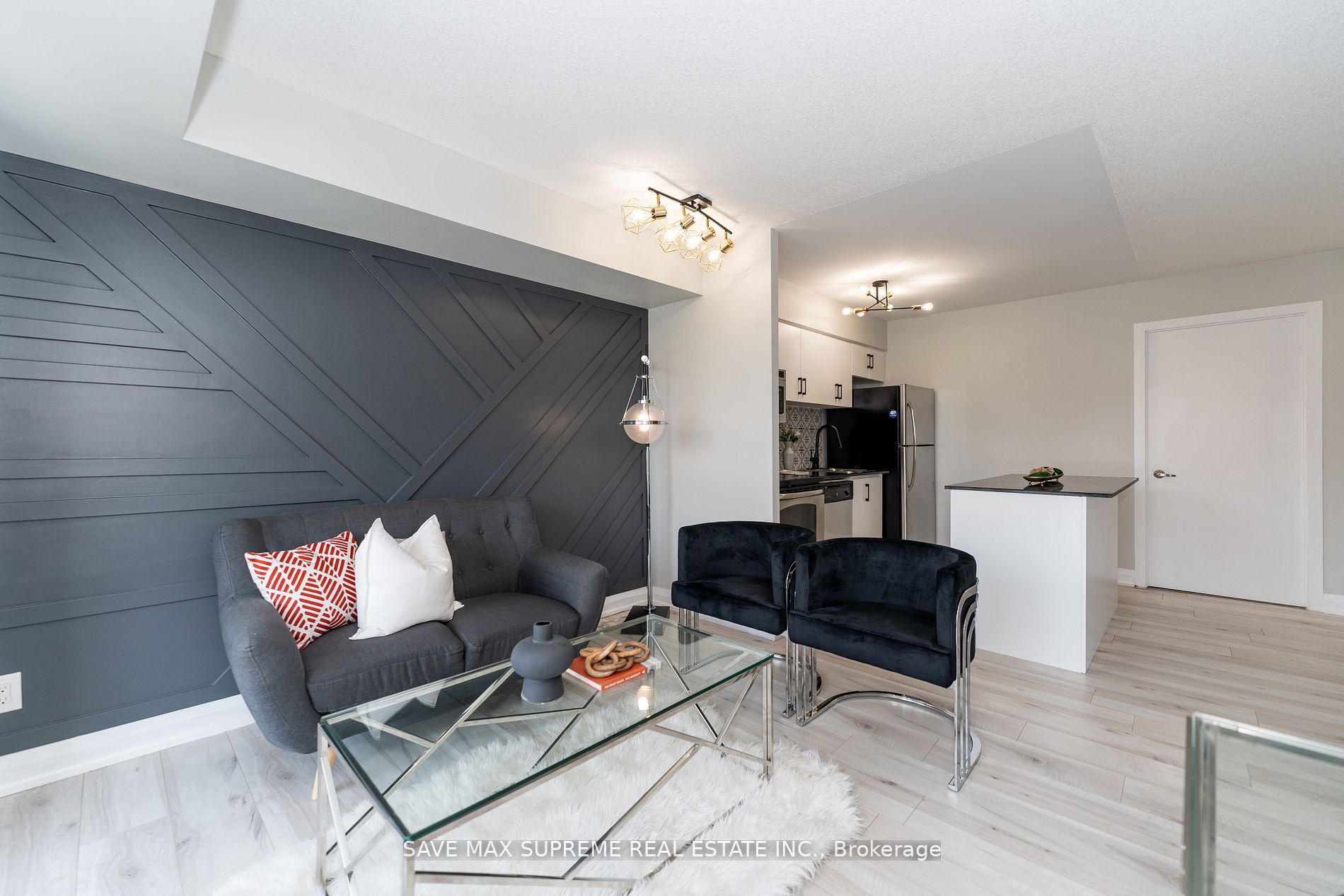 801 Sheppard Ave W, #515