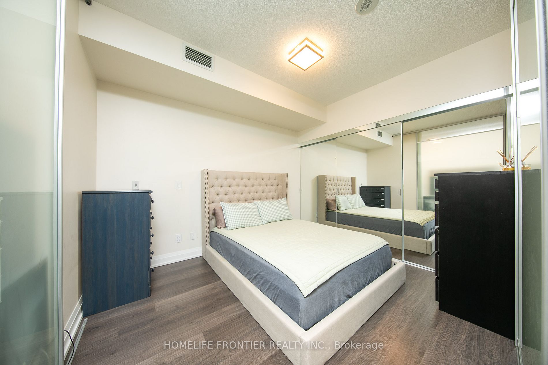 5 Sheppard Ave E, #3224