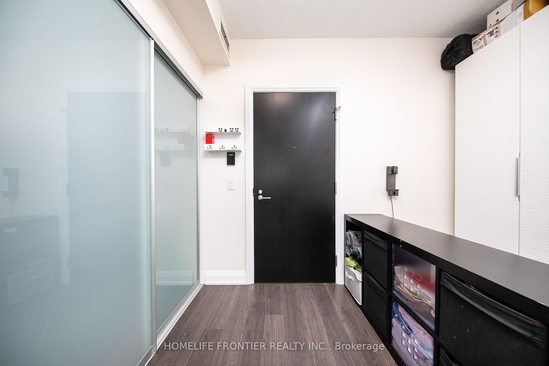 5 Sheppard Ave E, #3224