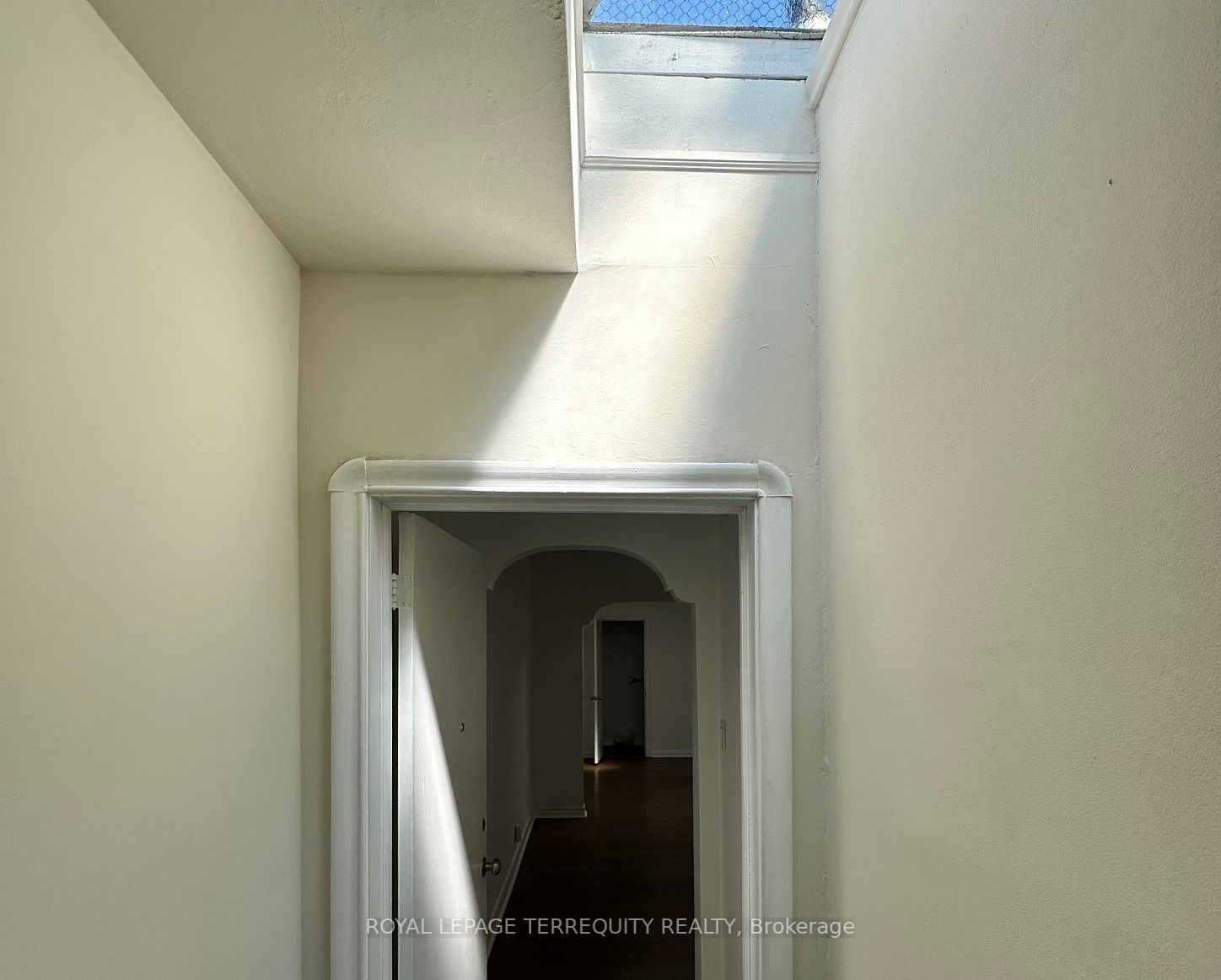Listing C6753810 - Large Photo # 4