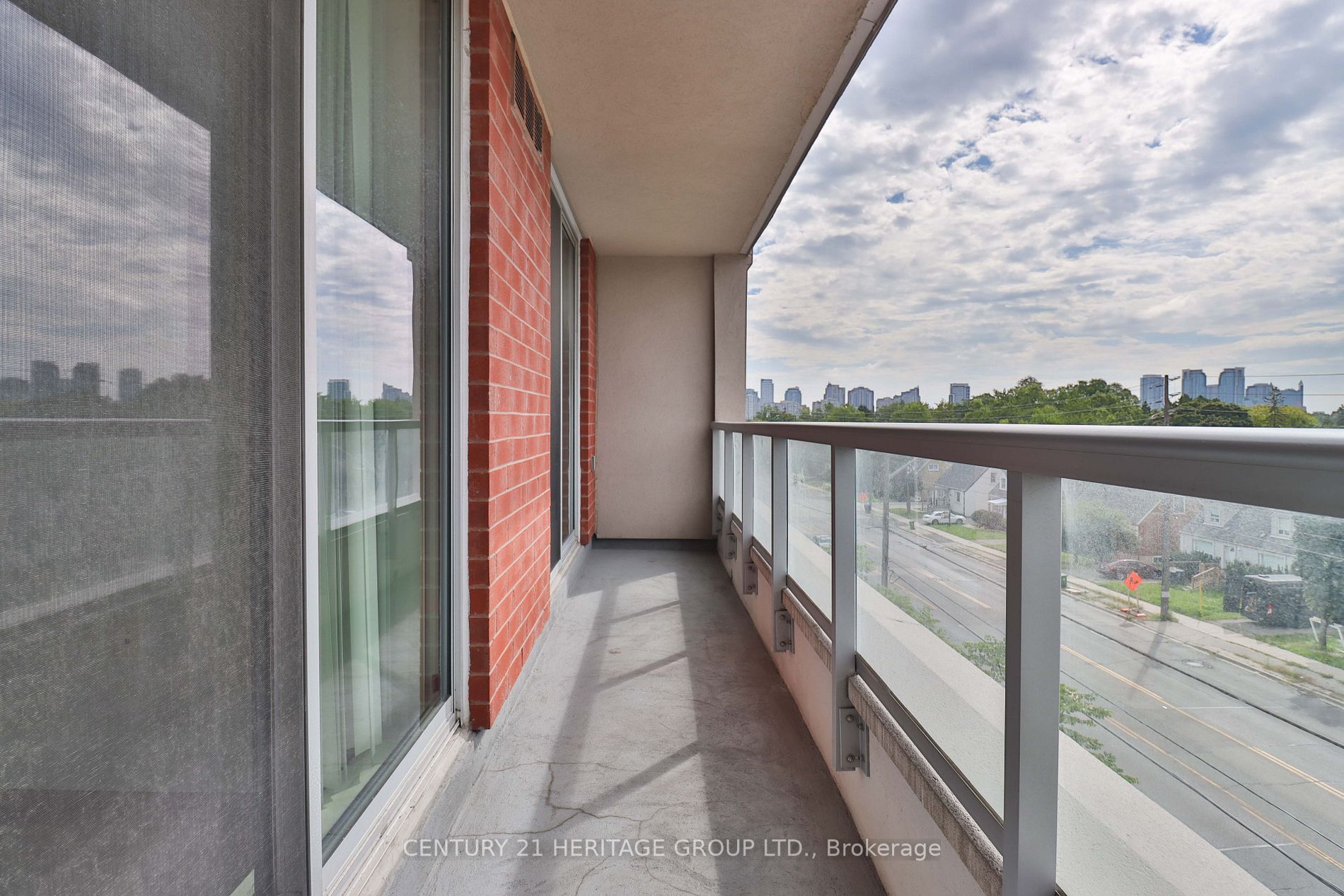 222 Finch Ave W, #410