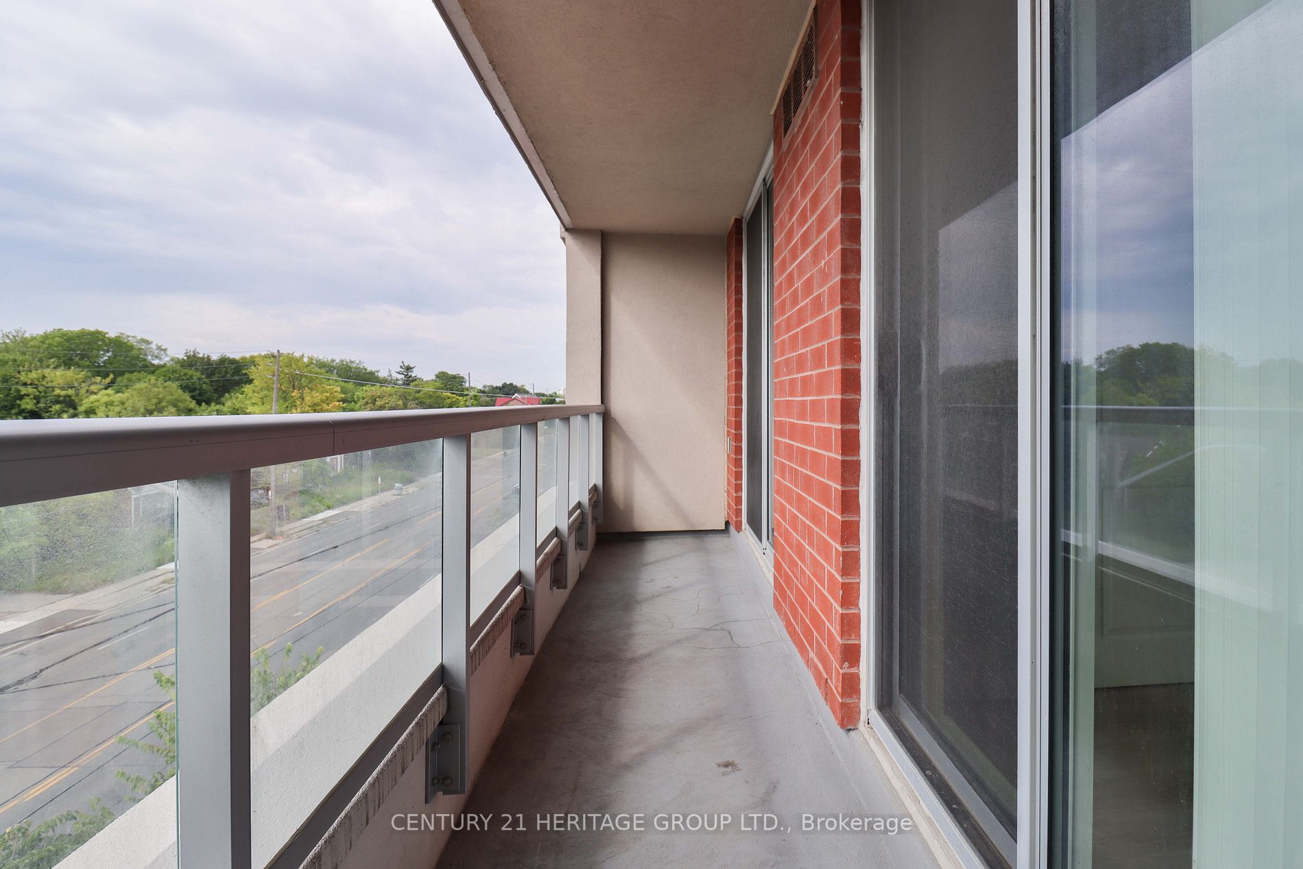 222 Finch Ave W, #410