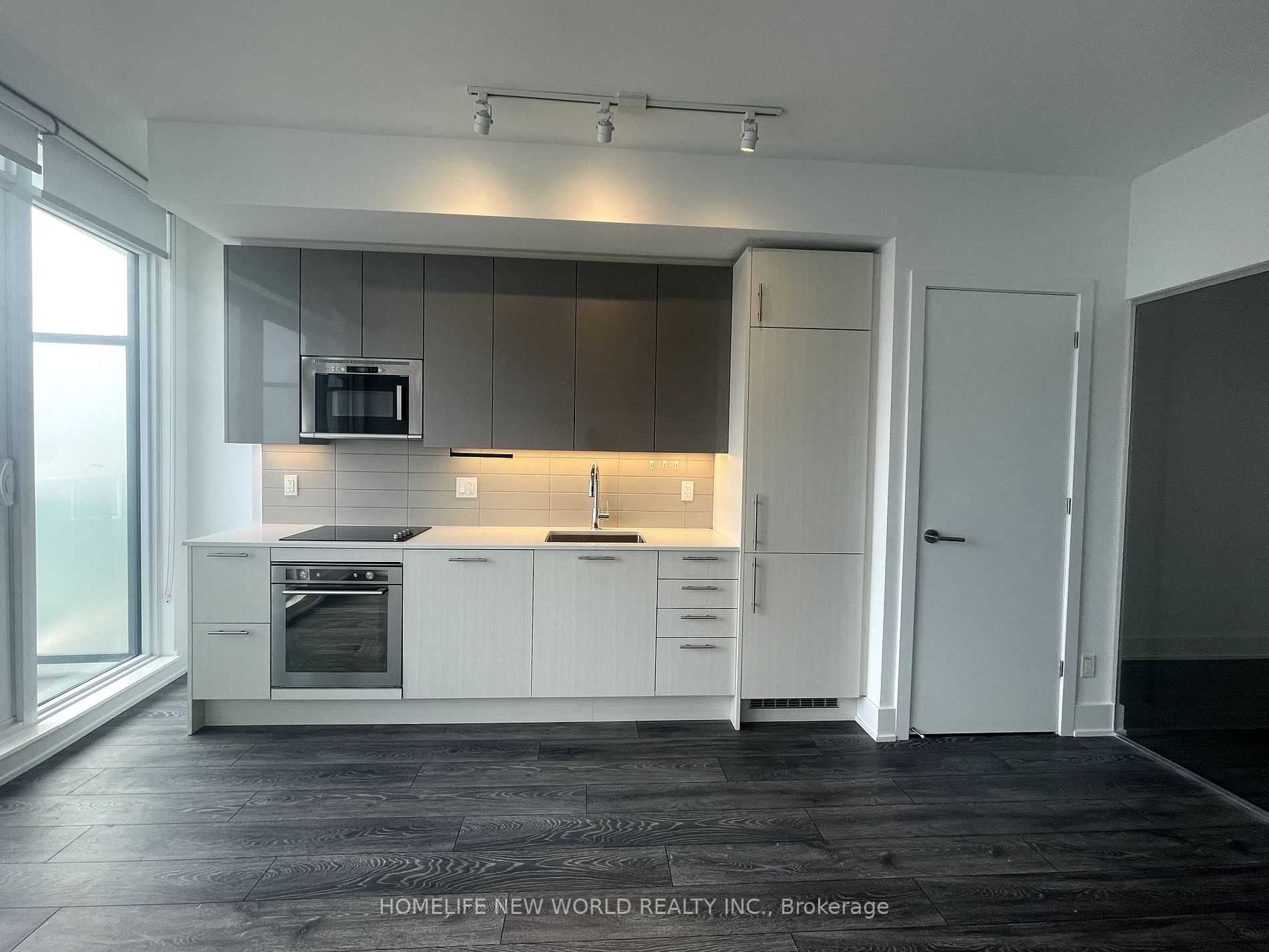 403 Church St, #2413