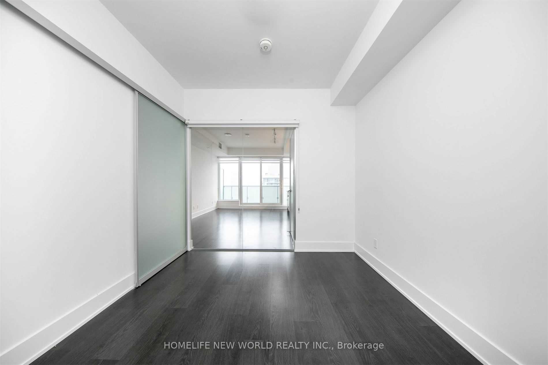 403 Church St, #2413