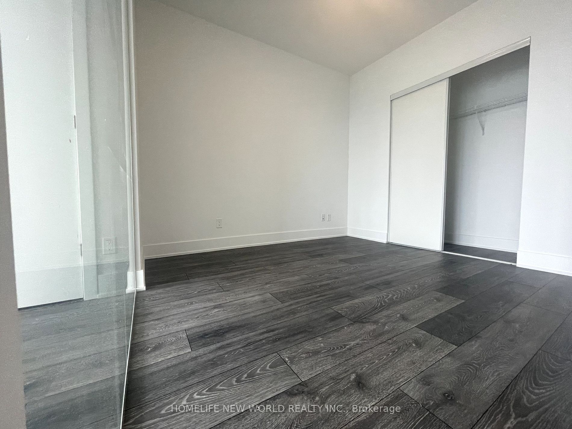 403 Church St, #2413