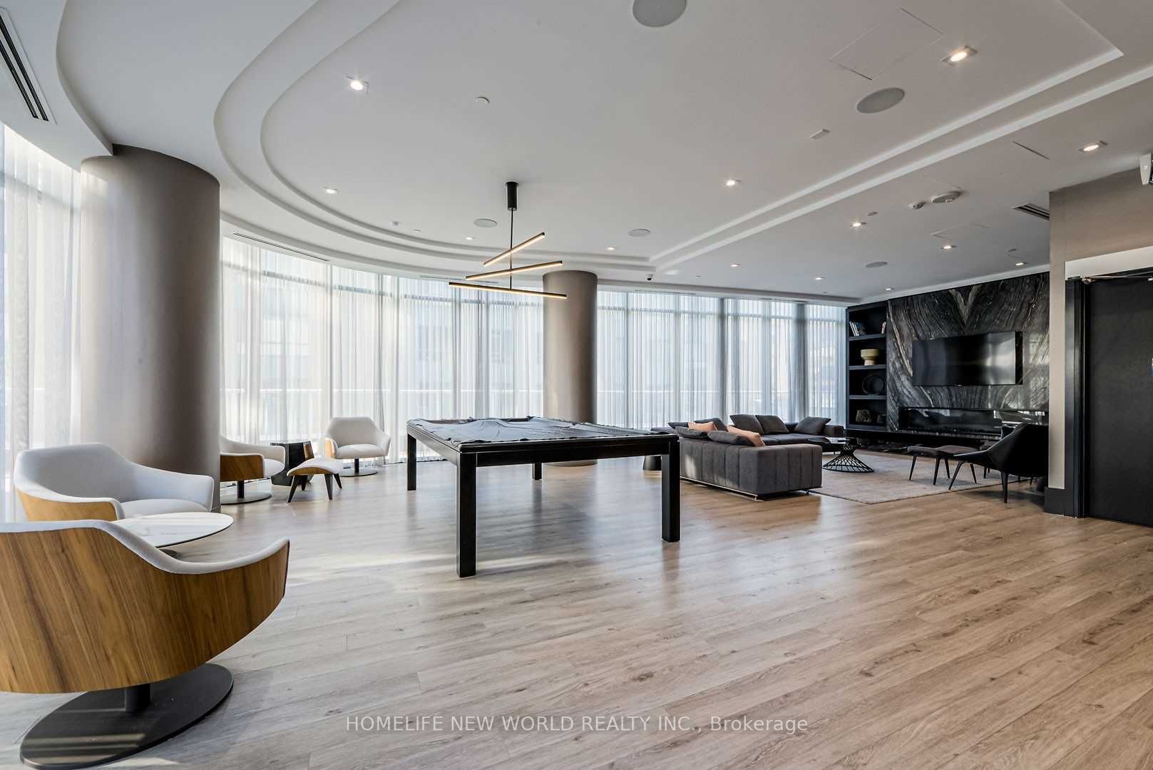 403 Church St, #2413