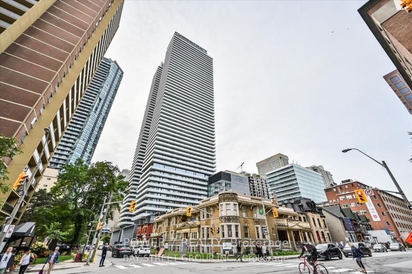 50 Charles St E, #4402