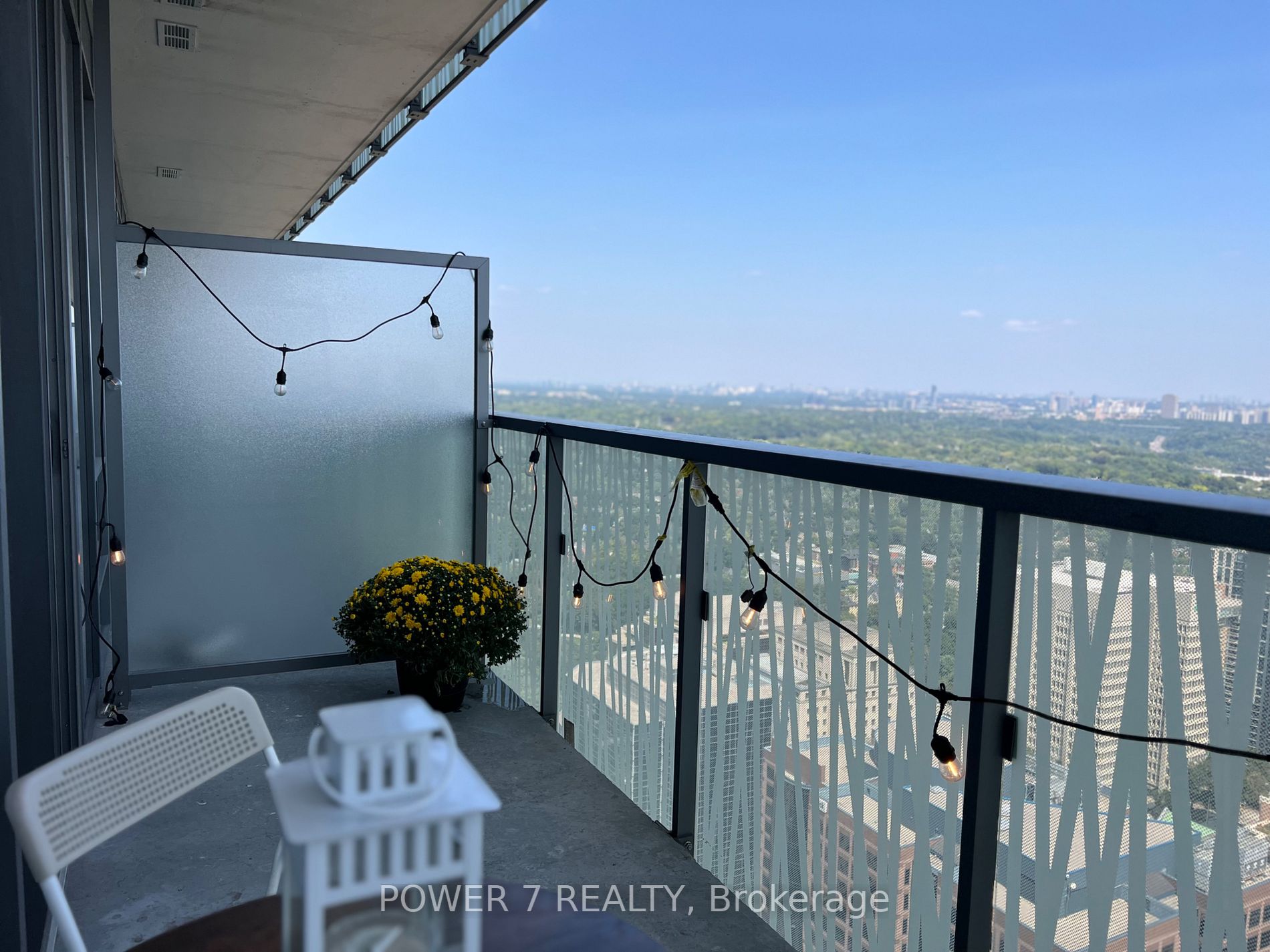 50 Charles St E, #4402