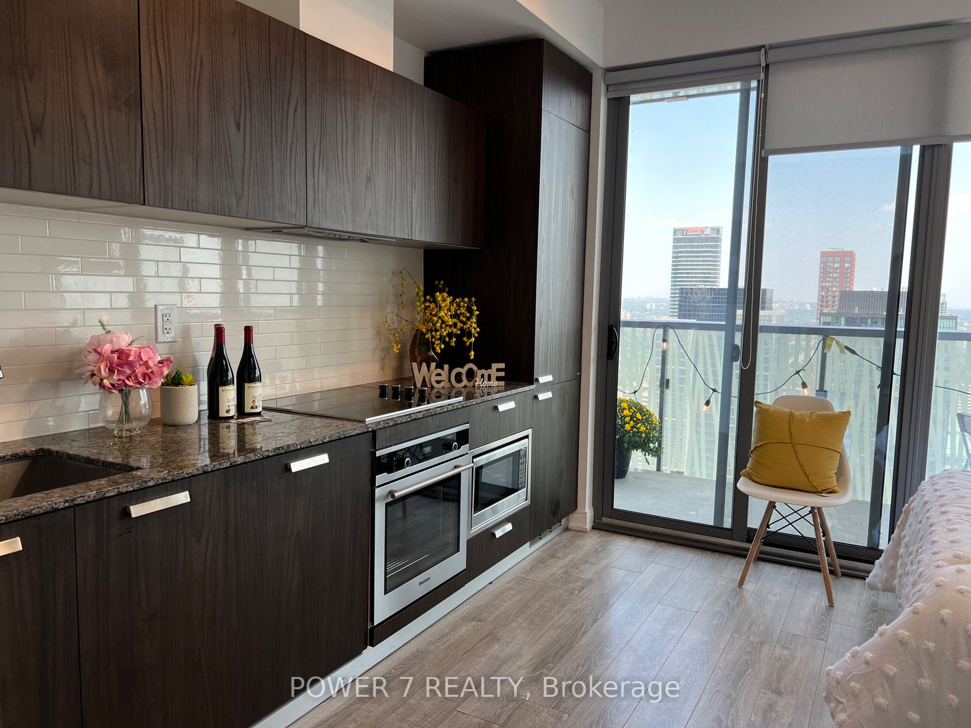 50 Charles St E, #4402