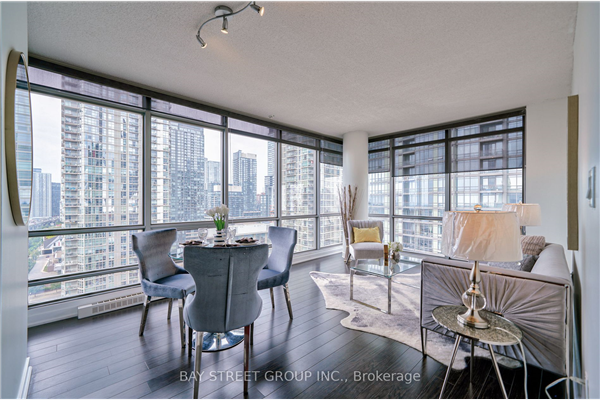 5 Mariner Terr W, Toronto