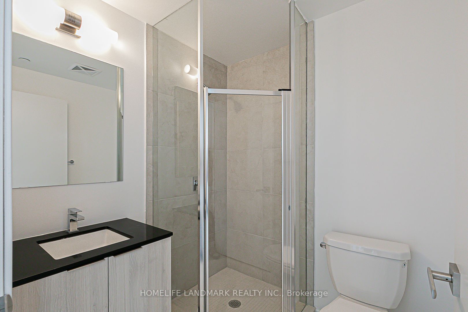 31 Tippett Rd, #1011
