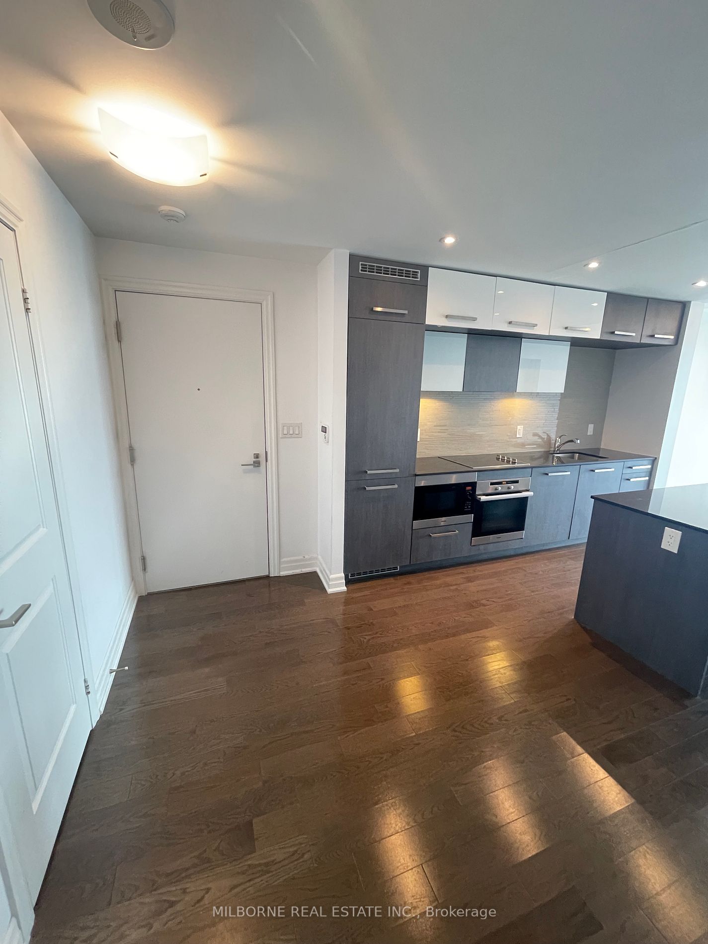 8 The Esplanade Ave, #4311