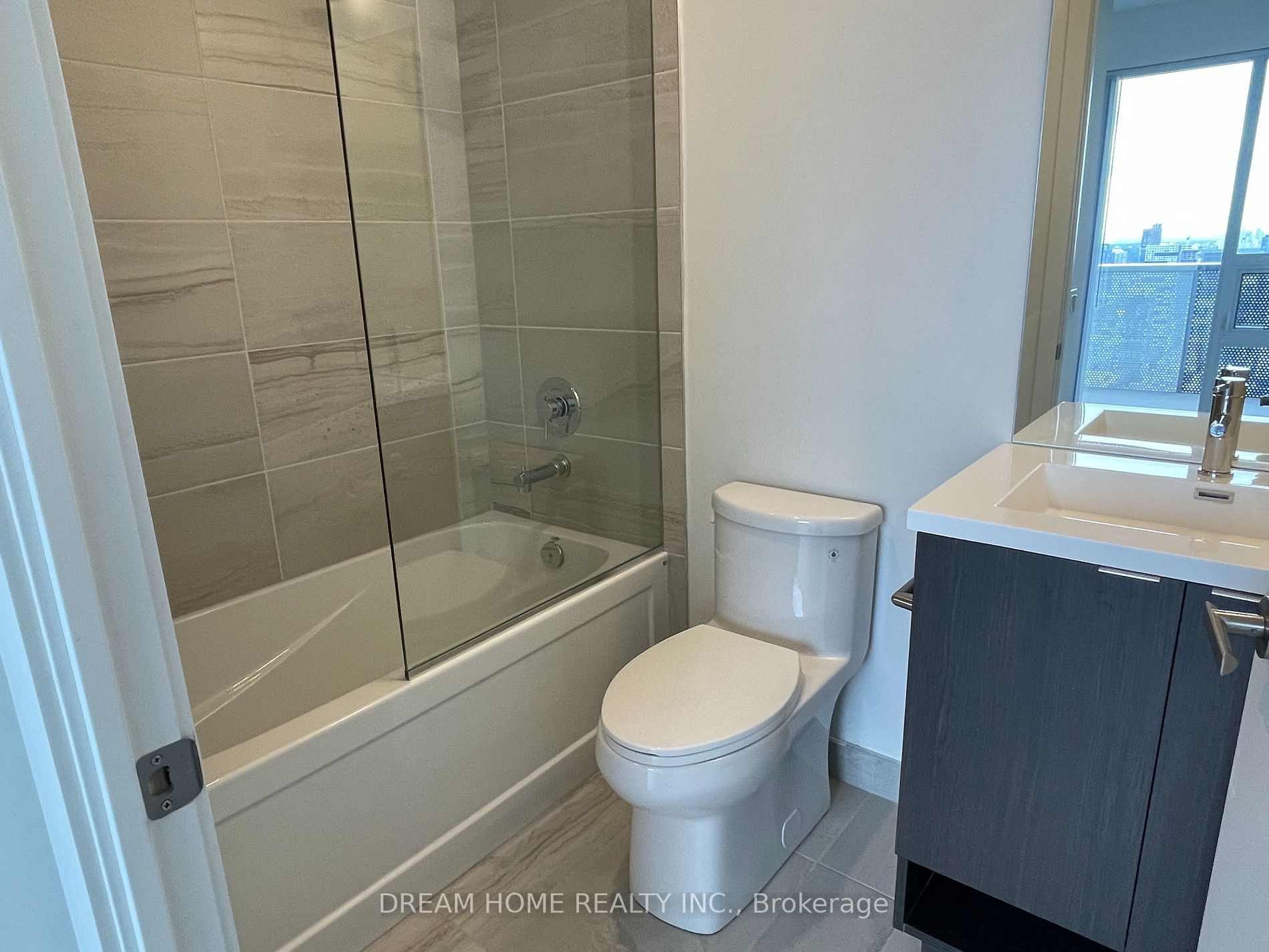 138 Downes Street #6701