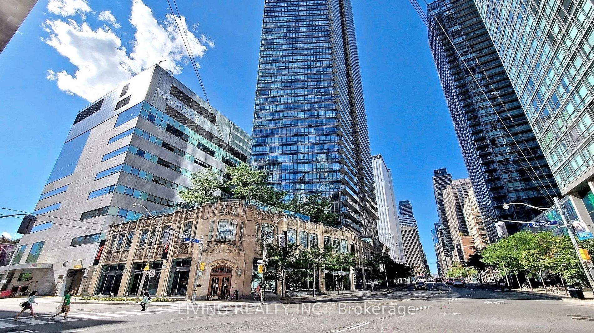 832 Bay St, #1303