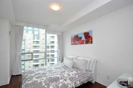 509 Beecroft Rd, #2210