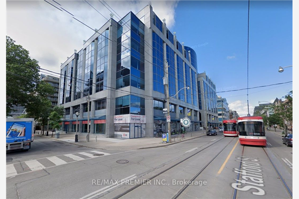 901 King St W, Toronto