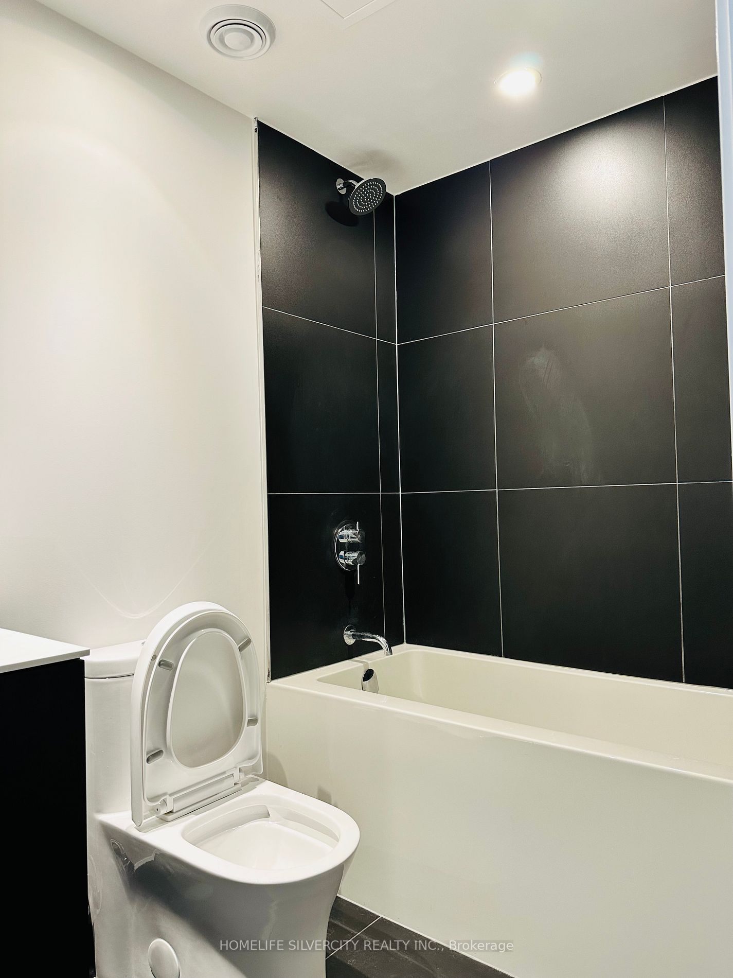 20 Edward Street, #1318