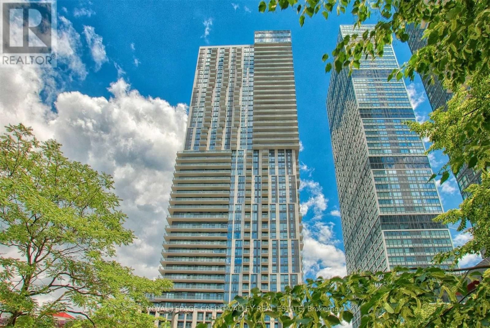 251 Jarvis St, #Ph07